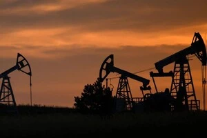 Розвідка опублікувала дані про нафтові банкрутства РФ, боргову кризу і приховану націоналізацію