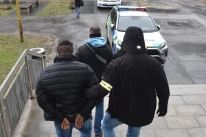 Словаччина затримала українця з розшуку Інтерполу після крадіжки у супермаркеті