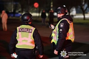 На місці працюють слідчо-оперативна група, вибухотехніки та інші профільні служби