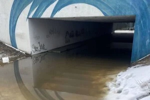 Підземний перехід тимчасово не придатний для використання