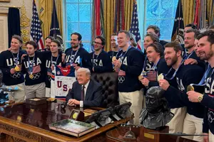 Меттью Ткачук був одним з кількох хокеїстів українського походження, які грали у фіналі Олімпіади