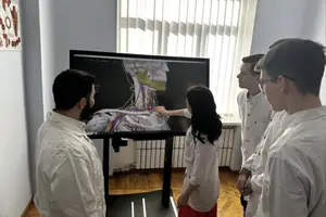 Університет медицини та соціальних наук фактично посідає перше місце серед медичних закладів вищої освіти за кількістю іноземних студентів