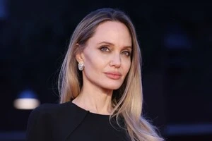 Зірка Голлівуду розповіла, що відбулося в Україні за чотири роки війни