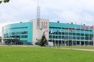 Домашні ігри чоловічої збірної України з баскетболу проходять на Xiaomi Arena, яка раніше мала назву Arena Rīga