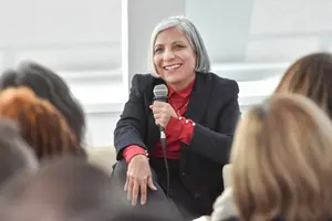 Руміна Велші має 40-річний досвід в ядерному секторі