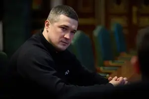 Зеленський: Працюємо над розвитком вертикалі цифрових офіцерів у ЗСУ