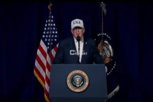 Трамп: США знищать ракети Ірану та зрівняють із землею ракетну промисловість Тегерану