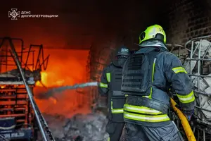 У Нікопольському районі пошкоджений п'ятиповерховий будинок