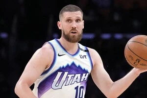 У цьому сезоні НБА Михайлюк зіграв у 48 матчах