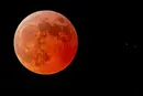 «Кривавий Місяць»: фото та відео унікального явища