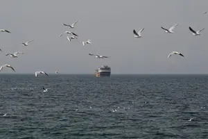 Іран перекрив важливий маршрут експорту нафти через Ормузьку протоку