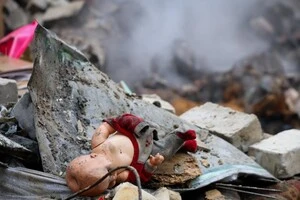 Внаслідок цього жорстокого удару по цивільній інфраструктурі Харкова загинуло семеро людей