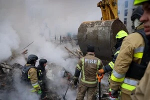 Також постраждало 15 осіб, серед яких двоє дітей