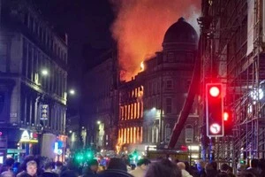 Біля центрального вокзалу Глазго сталася масштабна пожежа