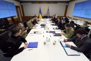 Зеленський: «Україна готова реагувати позитивно на запити тих, хто допомагає нам самим захищати життя українців та незалежність України»