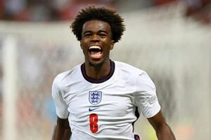 Карні Чуквуемека більше не одягне футболку збірної Англії
