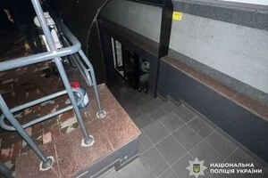 Салон краси розташований у підвальному приміщенні