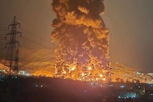 Ізраїль вдриав по нафтових об'єктаї Ірану у ніч на 8 березня