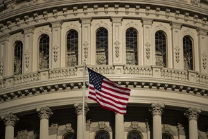 США розглядають послаблення санкцій щодо російської нафти: Європа занепокоєна