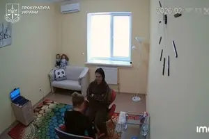 15-річна дівчина повідомила, що влітку 2024 року її зґвалтував вітчим