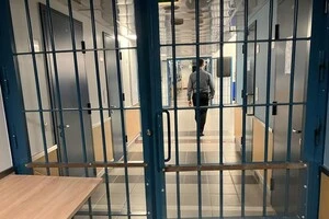 Естонія викрила схему постачання люксових авто до РФ