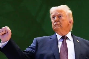 Президент США заявив, що американські військові вже нібито повністю знищили військовий потенціал Ірану