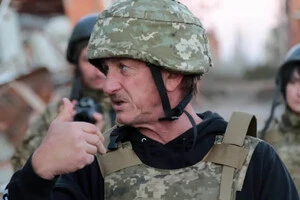 Шон Пенн неодноразово відвідував Україну