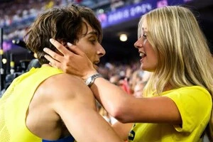 Дюплантіс зробив пропозицію Дезіре Інгландер наприкінці 2024 року