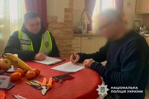 Слідчі оголосили чоловіку підозру за ч. 1 ст. 140 Кримінального кодексу України про неналежне виконання медичним працівником професійних обов’язків, що спричинило тяжкі наслідки