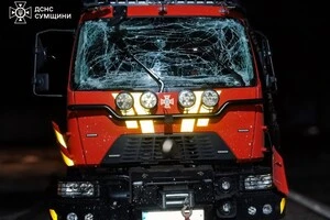 Росіни завдали повторного удару по Сумах та поцілили у рятувальників