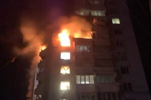 Пошкоджений будинок внаслідок російської атаки у ніч на 24 березня