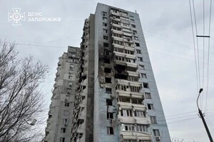 Дрон влучив у багатоповерхівку в Запоріжжі