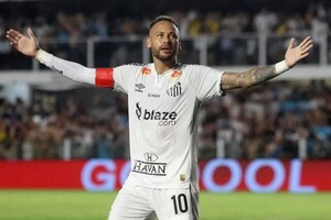 Неймар «підсів» на покер у мережі