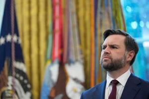 Венс відвідає Угорщину напередодні виборів, щоб підтримати Орбана