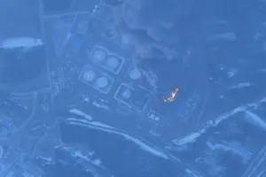 Пожежа на терміналі триває