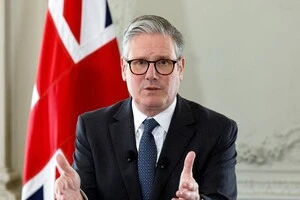 Стармер заявив, що не дозволить Трампу тиснути на нього