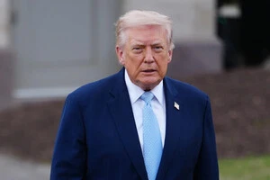 Трампу стало «нудно» через війну в Ірані: що відбувається в Білому домі