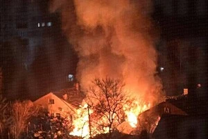 Одеса: через атаку пошкоджено пологовий та багатоповерхівку, є постраждалі