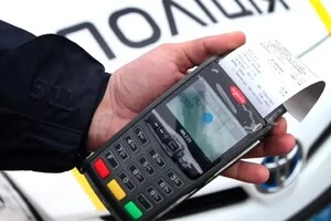 Водіїв, які будуть порушувати ПДР та назбирають певну кількість штрафних балів, позбавлятимуть прав 