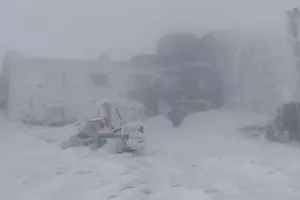 Зима не відступає: у Карпатах температура впала до -3°C (фото)