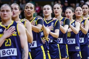 Збірна України, яка при жеребкуванні була в третьому кошику, потрапила до групи М