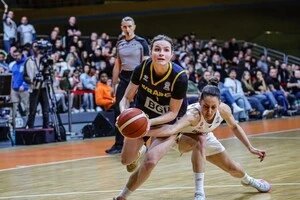 Збірна України, яка при жеребкуванні була в третьому кошику, потрапила до групи М