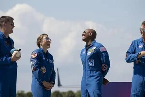 Місія Artemis II відправить екіпаж на місячну орбіту