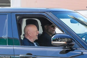 Брюс Вілліс показався на публіці після святкування 71-річчя