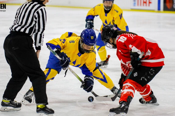 Жіноча збірна України з хокею програла Гонконгу і не підвищиться у класі