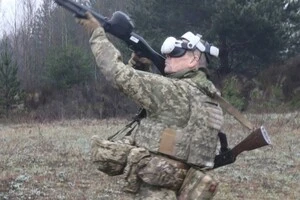 Крім навчальних центрів, на даний час 68 військових частин проводять базову загальновійськову підготовку на своїх фондах