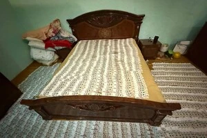 Під час обшуку вилучили гроші, інтимні аксесуари, контрацептиви тощо