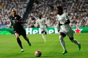 Вінісіус Жуніор (праворуч) раніше забивав «Баварії»