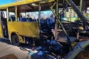 Окупанти вдарили дроном по автобусу в центрі Нікополя: троє загиблих, 12 поранених