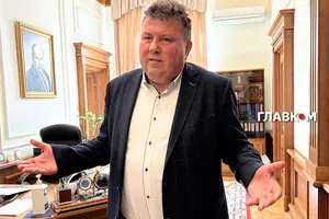 Бугров пригадав, що коли сам навчався на філософському факультеті, то психологія була відділенням філософського факультету